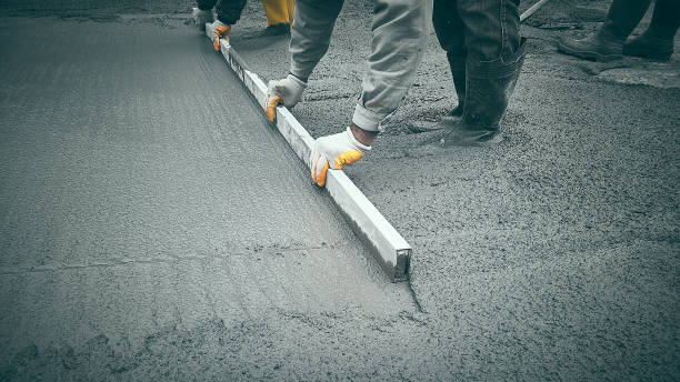 Best Concrete Driveway Installation in Forrest, IL